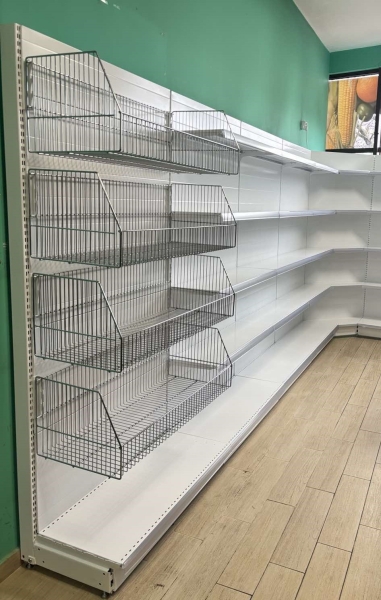 Крайстенен стелаж за хляб с телени кошове